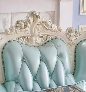 Canapé <span class=keywords><strong>d</strong></span>'angle en bois massif de luxe européen en forme de L avec finition or champagne pour salons, salles à manger et hôtels - Product Image 6