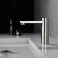 Robinet à capteur sans contact en céramique moderne avec eau chaude/froide pour salle de bain et chambre, monocommande en laiton, monotrou, à poser sur le plan.