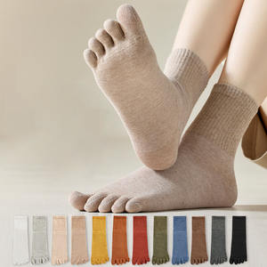 Jingwen OEM Calcetines خمسة أصبع القدم الفردية ديل ديدو ديل فطيرة صنم اصبع القدم الجوارب - Product Image 1