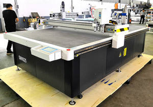 Machine oscillante <span class=keywords><strong>Kine</strong></span> avec convoyeur Matériaux flexibles Matériaux composites et coupe rainage pour papier ondulé - Product Image 4