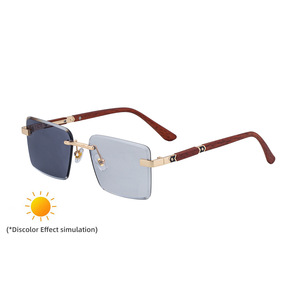 Lunettes de soleil photochromiques Zx 3164 pour femmes, monture carrée, verres PC UV400, monture en plastique et métal, couleur noire, verres changeant de couleur - Product Image 4