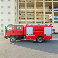 Camion de lutte contre l'incendie industriel à mousse et eau pour les parcs chimiques et les urgences en zone pétrolière