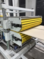 Machine pour la production de tiges et de plaques en PEEK, Nylon, PPO, TPU, PP, POM, PE, PEI, PPS