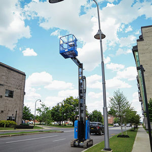 Plateforme élévatrice hydraulique <span class=keywords><strong>de</strong></span> haute qualité pour l'entretien des lampadaires en hauteur, plateforme élévatrice pour entrepôts - Product Image 1