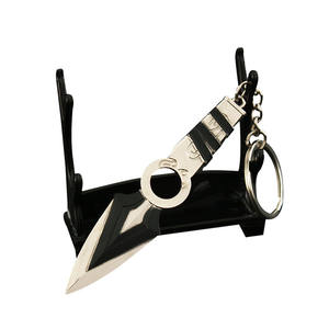 Venta al por mayor Venta caliente Mini Metal Gun Cuchillo Llaveros Valorant Aleación Armas Llaveros Best Seller Niños Mini Espadas Llavero Regalo - Product Image 6