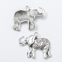 Breloque éléphant à motif roulé en alliage de zinc pour accent de marque-place de mariage indien