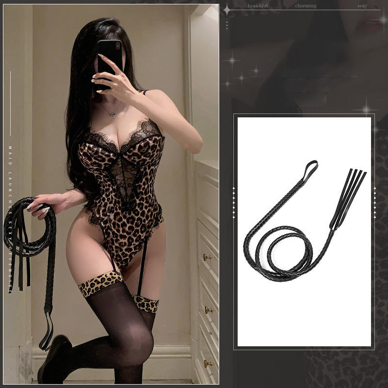 Imprimé léopard [Combinaison]+Fouet en cuir