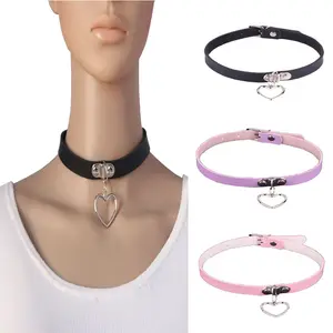 Fabriek Directe Verkoop Koreaanse Versie Van Mode Ol Lederen Hart Hanger Halskraag Vrouwelijke Armband Met Beenketting