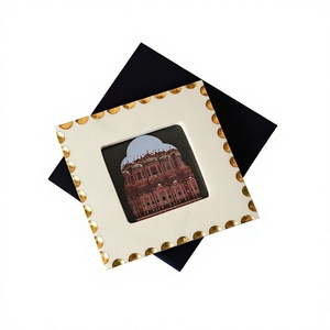 Cadre photo carré en marbre et métal personnalisé, réglable, fait main, pour mariage et décoration intérieure - Product Image 1