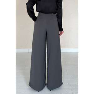 Pantalon élégant taille haute à jambes larges en crêpe fumé infroissable pour femme - Product Image 2