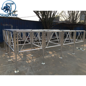 Plataforma de Escenario Ensamblada para Conciertos y Eventos, Totalmente en Aluminio Negro, con Patas de Altura Ajustable - Product Image 1