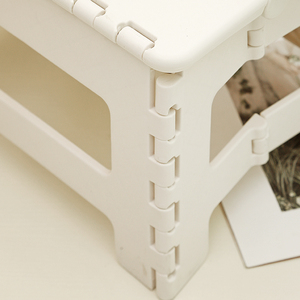 Tabouret pliant de conception moderne en plastique <span class=keywords><strong>pliable</strong></span> portable pour la chambre à coucher et l'école - Product Image 4