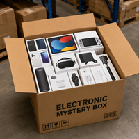 Boîte mystère électronique : Téléphone portable, tablette, console de jeu, écouteurs sans fil, tracker d'activité, appareil photo pour vendeurs en ligne