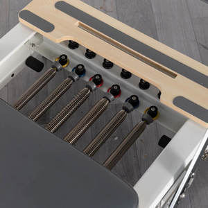 Machine <span class=keywords><strong>de</strong></span> Pilates <span class=keywords><strong>pliable</strong></span> réglable en alliage d'aluminium pour studio, équipement <span class=keywords><strong>de</strong></span> fitness et <span class=keywords><strong>de</strong></span> gym - Product Image 5