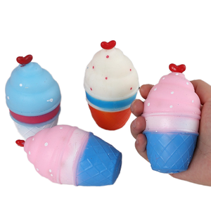 ของเล่นไอศกรีม EVA น่ารัก บีบแล้วคืนรูปช้าๆ ของเล่นบีบได้สำหรับทุกเพศ ผลิตในจีน สำหรับวัยรุ่นและผู้ใหญ่ - Product Image 1