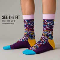 Chaussettes personnalisées OEM pour l'automne - Polyester/Nylon/Coton/Fibre de bambou/Laine, résistantes aux déchirures, respirantes, séchage rapide, imprimées
