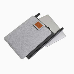 Funda Protectora de Fieltro TriCreate de 15.6/16/17 Pulgadas para Portátiles y Monitores Portátiles - Product Image 4