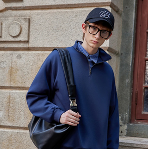 เสื้อสเวตเชิ้ตและเสื้อฮู้ดดี้ทรงโอเวอร์ไซส์ คอสูง ซิป ¼  ปักโลโก้ตามสั่ง สำหรับใส่เล่นกีฬาและสตรีทแวร์  แบบยูนิเซ็กส์ - Product Image 2