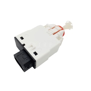 Nuevo Interruptor de Luz de Freno 61318360421 para Reemplazo Automotriz - Product Image 5