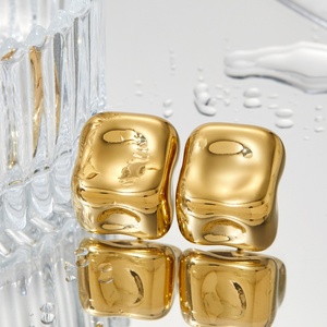 Boucles d'oreilles clous en acier inoxydable plaqué or 18 carats, sans ternissement, pour femme, bijoux fantaisie, géométriques, martelées, irrégulières, style statement - Product Image 2