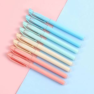 ปากกาเจลพลาสติกแบบลบได้ หลายสี ขนาด 0.5 มม. น้ำหมึกสีน้ำเงินและสีแดง พิมพ์โลโก้ตามสั่ง ขายดีที่สุด - Product Image 1
