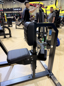 Machine de musculation commerciale Iso-latérale à charge libre pour pectoraux/dos, incluse presse inclinée assise pour pectoraux et machine à tirage haute pour dos, en acier, avec système de sécurité - Product Image 4