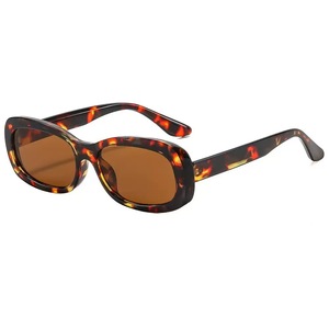 Lunettes de soleil ovales à monture intégrale UV400, style rétro, unisexe, décontractées, mode adulte - Product Image 3