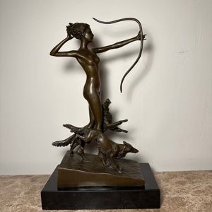 <span class=keywords><strong>Sculpture</strong></span> <span class=keywords><strong>en</strong></span> bronze <span class=keywords><strong>de</strong></span> style europé<span class=keywords><strong>en</strong></span> d'une jeune fille, une statue <span class=keywords><strong>en</strong></span> bronze avec base <span class=keywords><strong>en</strong></span> <span class=keywords><strong>marbre</strong></span> - Product Image 2