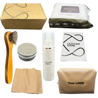 Kit de nettoyage du cuir LP Safe pour l'utilisation sur les sacs à main, les chaussures, les bottes et les accessoires en cuir