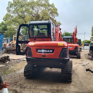 Miniexcavadoras sobre orugas Doosan DX60 de segunda mano de 6 toneladas de producción coreana Doosan DX60 a la venta - Product Image 6