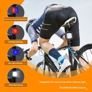 Alarme personnelle anti-agression pour femmes, dispositif de sécurité avec son et lumière tricolores pour la course nocturne et le cyclisme - Product Image 2