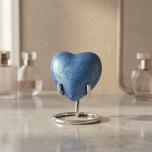 Mejores Ofertas en Urnas de Cremación de Latón con Forma de Corazón, Estilo Americano, Hechas a Mano, en Venta por Exportadores - IndianHomeCraft - Product Image 3