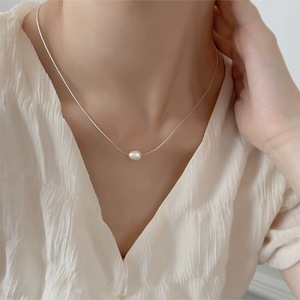 Mujeres simples S925 plata esterlina Irregular agua dulce perla encanto collar regalos al por mayor - Product Image 3