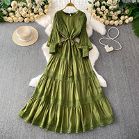 Robe longue élégante pour femme en dentelle patchwork, coupe trapèze, avec découpes, taille nouée, manches 3/4, style décontracté à volants, idéale pour le quotidien et les vacances