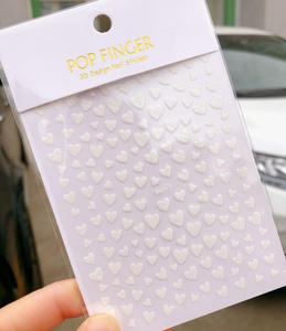 Pegatinas y Calcomanías Autoadhesivas 3D para <span class=keywords><strong>Uñas</strong></span> con Diseño de Corazón Colorido Estilo Francés para el Día de San Valentín - Product Image 4