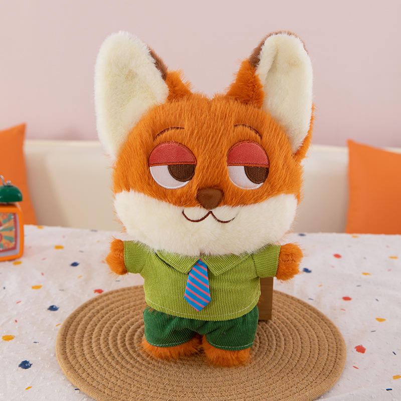 นิคยืนอยู่