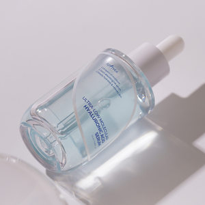 Sérum à l'acide hyaluronique ultra-basse molécule Isntree 50mL, hydratant pour le visage - Product Image 1