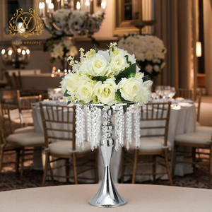 Bàn Đám Cưới Trung Tâm Hạt Rèm Hoa Đứng Trang Trí Pha Lê Vàng Kim Loại Hoa Đứng Đồ Trang Trí - Product Image 6