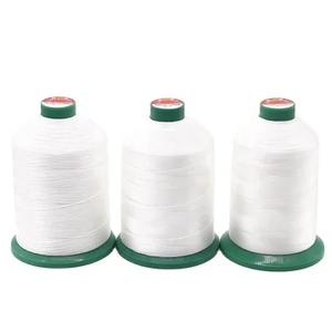 HONGQIAO Filo <span class=keywords><strong>in</strong></span> Poliestere Incollato ad Alta Resistenza alle Temperature Tex 70, per Macchine da Cucire Juki 1541 840D/3 Tex280 Tkt10, 1000g, per Cucito e Lavorazione a Maglia - Product Image 1
