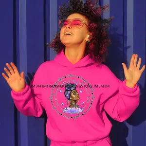 Adesivo Termotrasferibile DTF Lavabile con Affermazioni Positive Cristiane: Ragazza Africana che Prega e Ama Dio, Pronto da Applicare su Vestiti - Product Image 2