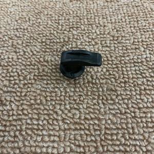 Clip de couvercle de drain de pluie BMW 64316933306, boucle rotative en plastique noir pour série 6 X5 X6 E60 - Product Image 3