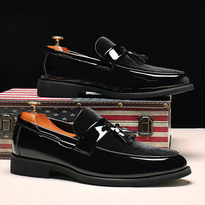 Chaussures habillées imperméables légères pour hommes, à enfiler, pour mariage, bureau et soirées professionnelles - Product Image 1