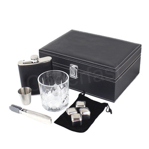 Đáng Yêu 7 Oz Sang Trọng Màu Đen Thép Không Gỉ Hip Flask Với Whiskey Đá & Thủy Tinh Bộ Quà Tặng-Sinh Thái Thân Thiện Với Chill Pha loãng Tái Sử Dụng - Product Image 4