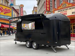 รถพ่วงบาร์บีคิวอะลูมิเนียมสไตล์เท็กซัส พร้อมเตาอบขนาดใหญ่แบบออฟเซ็ต สำหรับธุรกิจขายชิปและขนมแบบแท้ๆ สไตล์ภาคใต้ - Product Image 1