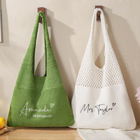Gehaakte, geborduurde, gepersonaliseerde bruidsmeisjes tas met aangepaste naam, polyester, frisse, zoete stijl voor zomerbruiloft cadeau