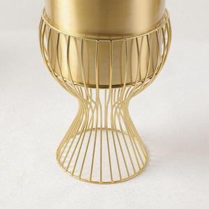 กระถางดอกไม้โลหะชุบทองสําหรับตกแต่งบ้านและสวน กระถางดอกไม้เคลือบไฟฟ้าและชาวไร่ที่มีคุณภาพดีที่สุด - Product Image 5