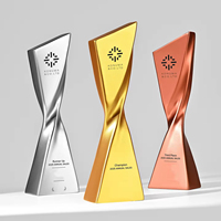 Trophée en résine entièrement personnalisé, surface électro-plaquée, trophée en résine pour récompenses personnelles d'employés exceptionnels