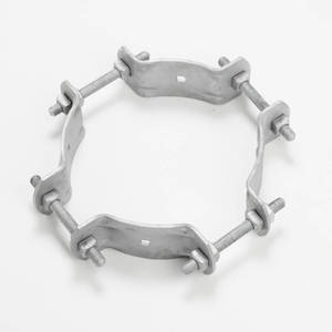 Banda ajustable Quan Pham para postes de 6 a 11-1/2 pulgadas de diámetro, galvanizada, ASTM A-153, con orificios de 9/16 pulgadas en cada segmento para tornillos. - Product Image 2