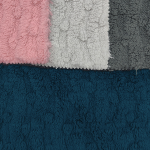 China Wholesale Polyester Bonded <strong>Sherpa</strong> Fabric, 100 Polyester <strong>Material</strong> Embossed <strong>Sherpa</strong> Fur Fabrics for Clothes/ - Product Image 2