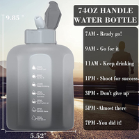 Bouteille d'eau étanche 74OZ, avec paille marqueur de chronométrage, vous pouvez boire facilement, manger facilement pendant le jour, pour le Fitness